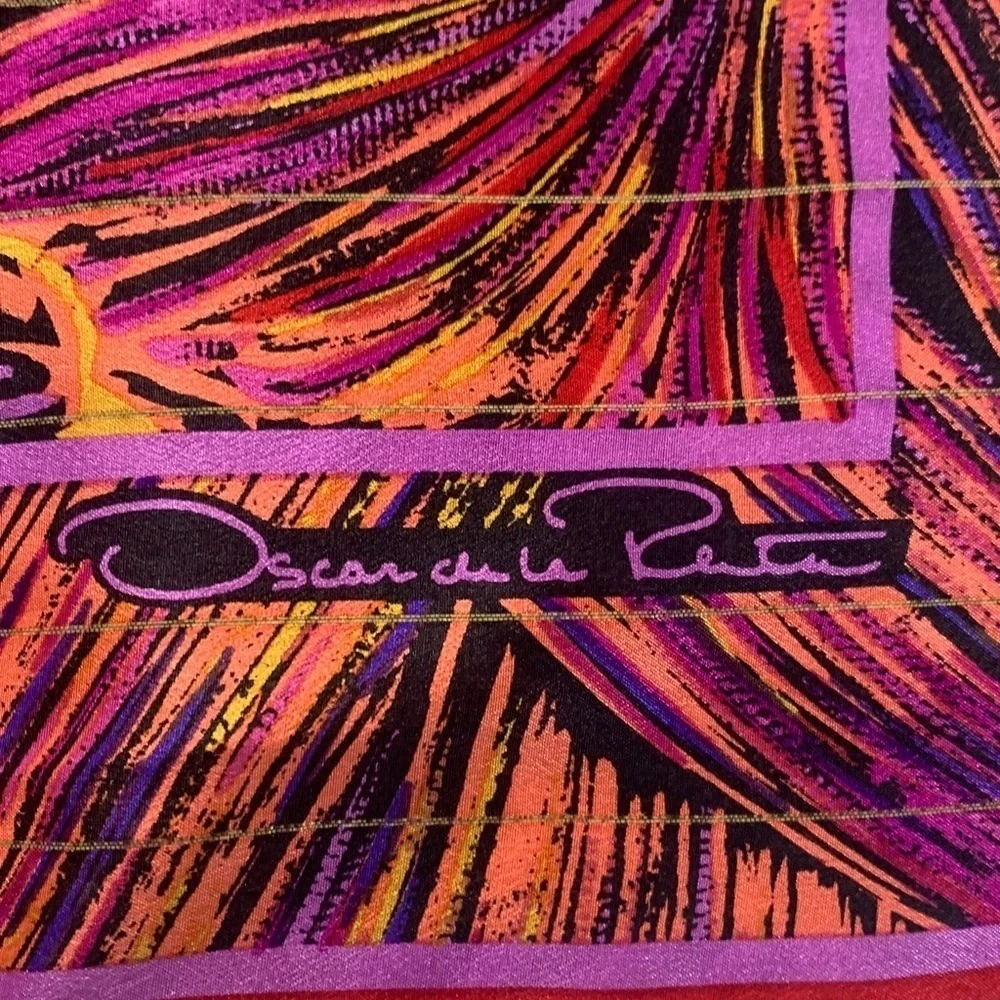 Oscar de la Renta silk scarf floral print with gold metallic lines 30” square